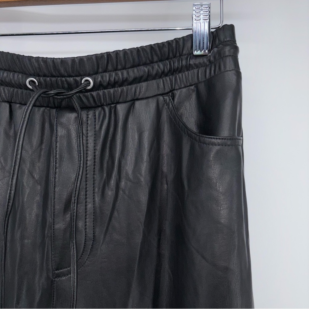 Express Women Faux Black Leather Pull On High Rise Jogger Pants‎ Size Small - Picture 6 of 12